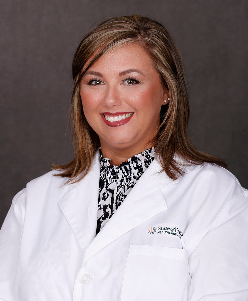 Photo of Chelsie McNeil, N.P.